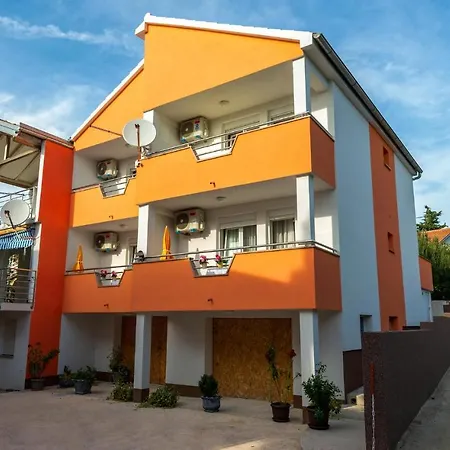 Amazing In W/ 1 Bedrooms * Kruševo